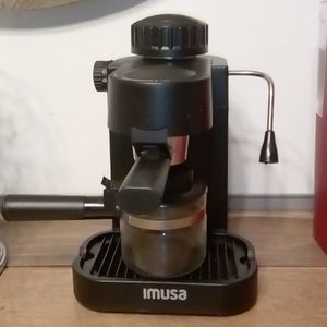 Imusa Expresso machine with frother